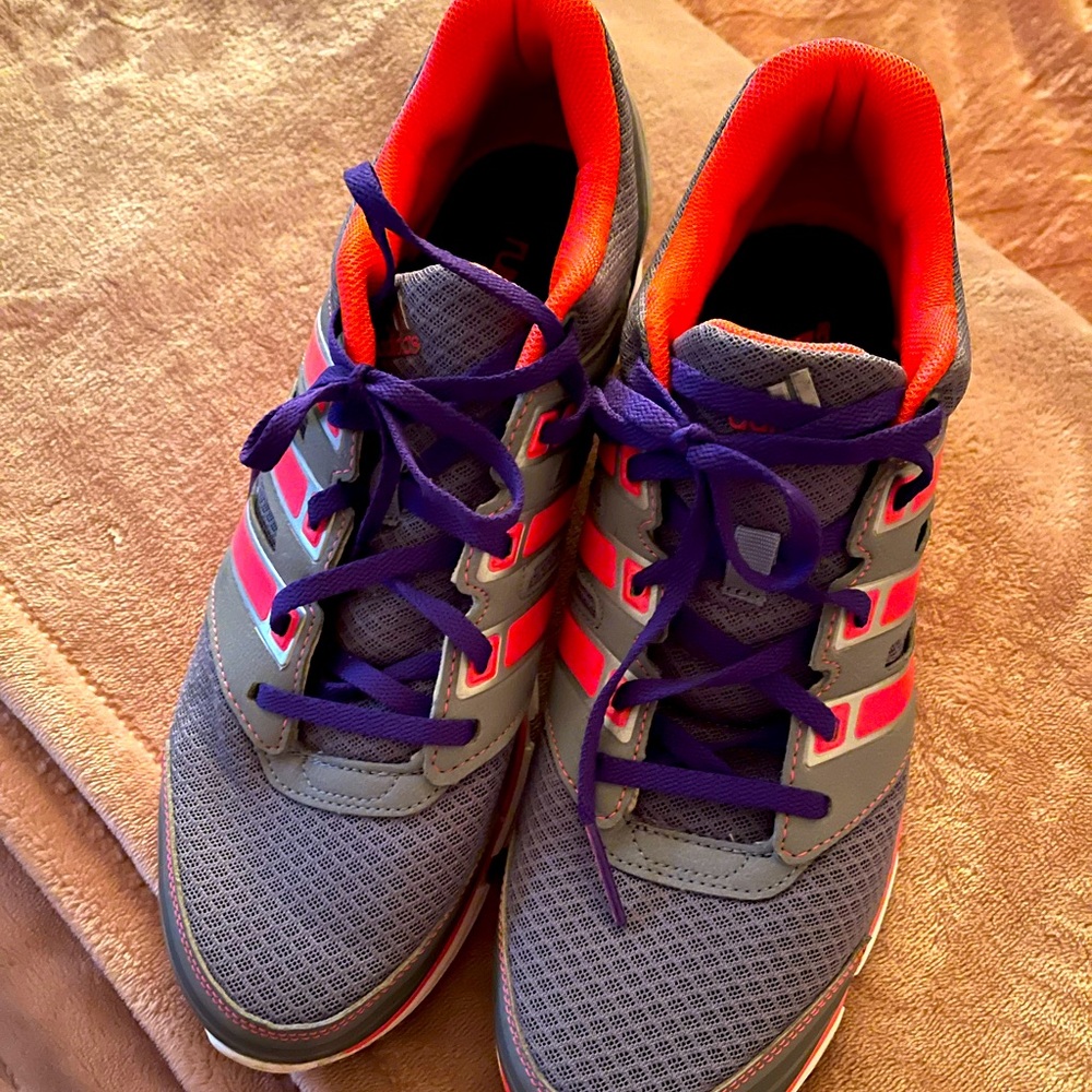Like New-(wore once)Adidas Woman’s Falcon PDX Sz 11 Beautiful sneakers
